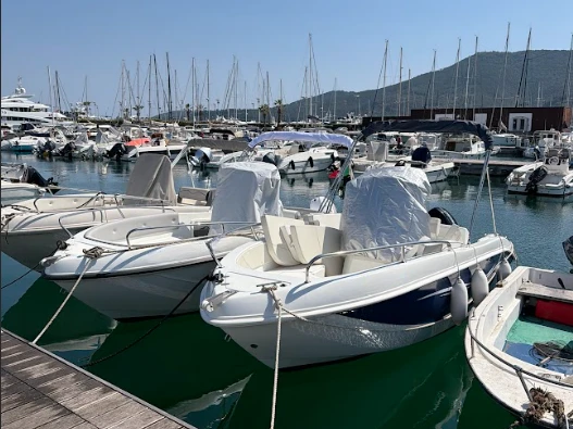 Huur Motorboot met of zonder schipper Trimarchi in La Spezia