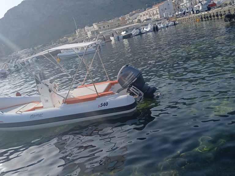 Bootverhuur Isola delle Femmine goedkoop Bwa 4.80