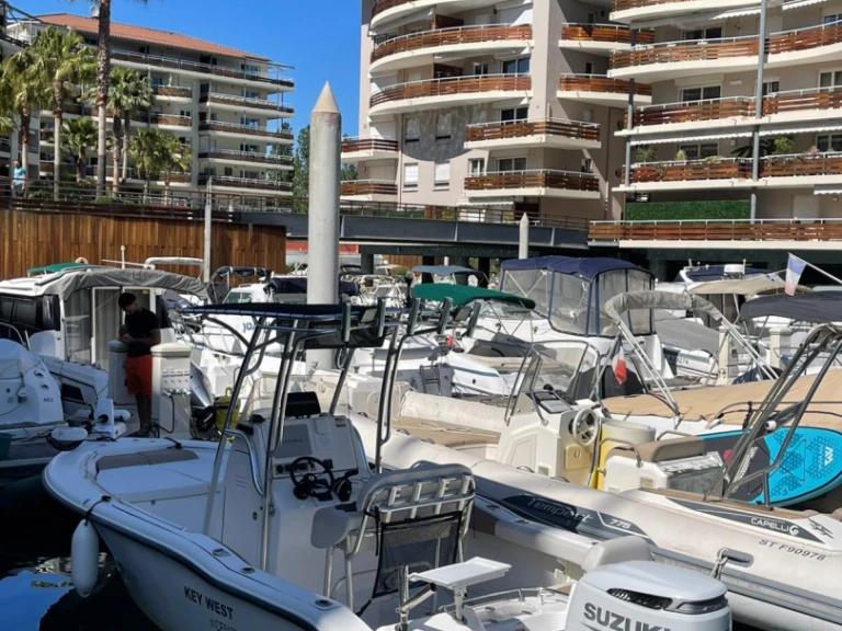 Huur Motorboot met of zonder schipper Key-West in Mandelieu-la-Napoule