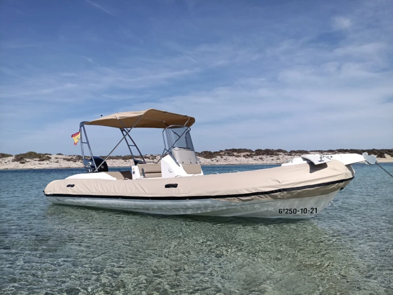 Huur RIB met of zonder schipper Capelli in Marina Formentera