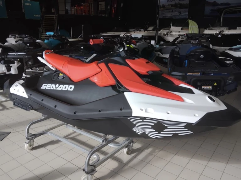 Verhuur Jet Ski in Capbreton - Sea-Doo Spark Trixx