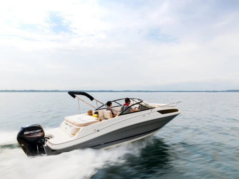 Bayliner VR6 te huur van particulier of professional in Marseille