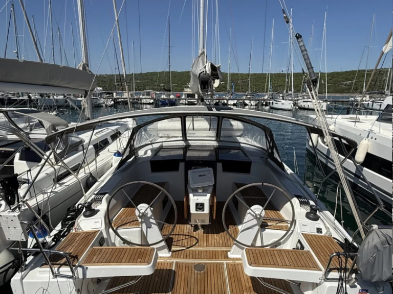 Verhuur Zeilboot in Punat - Hanse Hanse 418