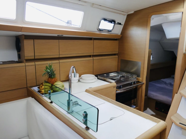 Jachthuur in Le Marin - Jeanneau Jeanneau Sun Odyssey 389 via SamBoat