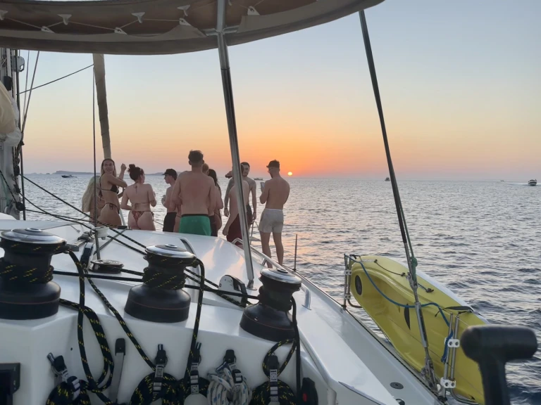 Fountaine Pajot Helia 44 te huur van particulier of professional in Ibiza Town