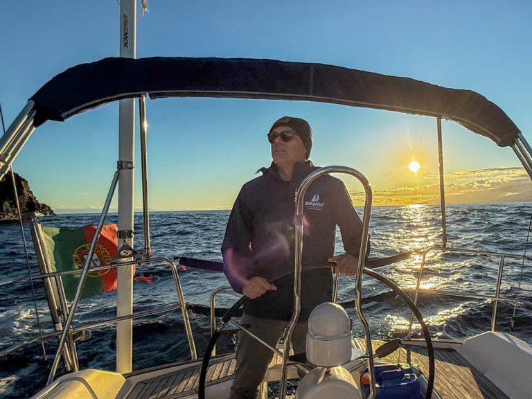 Bootverhuur Dufour Dufour 325 Grand Large in Caniçal via SamBoat