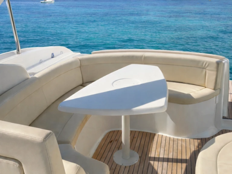 Huur Motorboot met of zonder schipper Jeanneau in Cannes