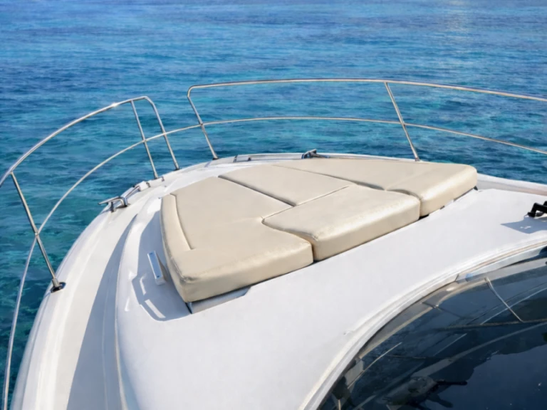 Verhuur Motorboot Jeanneau met vaarbewijs