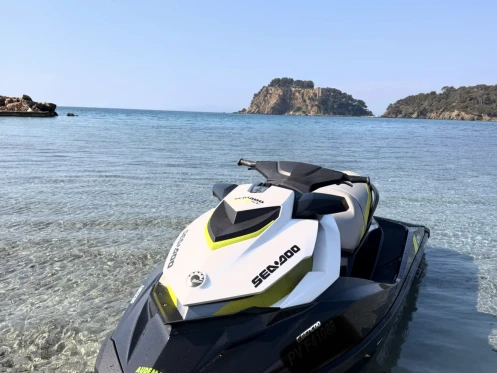 Verhuur Jet Ski in La Londe-les-Maures - Sea-Doo GTI 130