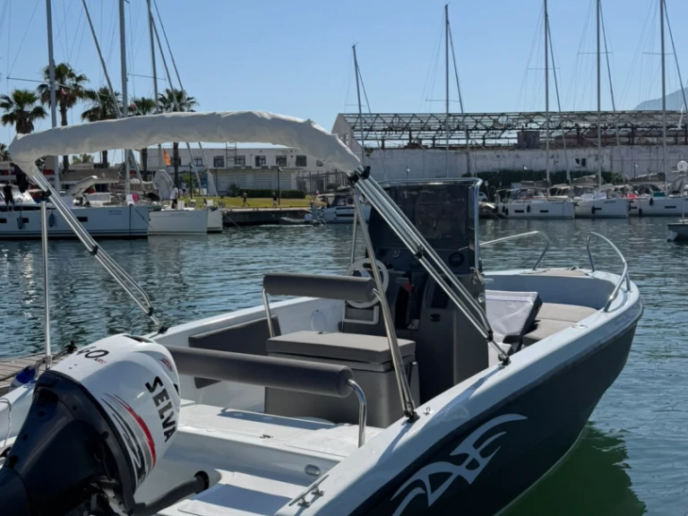Motorboot te huur in Castellammare di Stabia voor de beste prijs