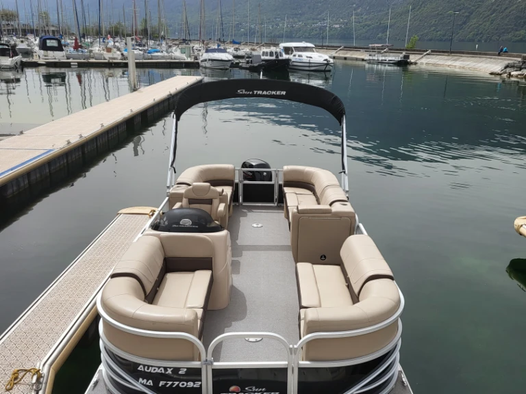 Huur Motorboot met of zonder schipper Tracker Marine LLC in Aix-les-Bains