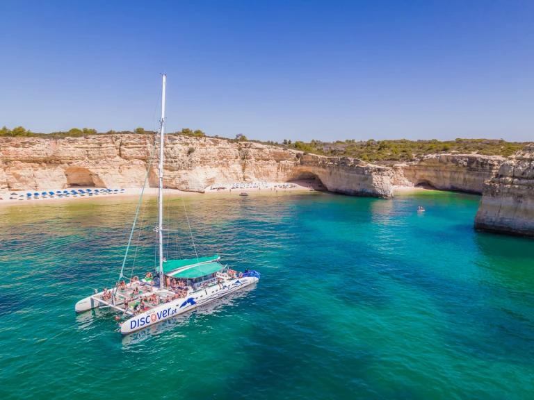 Verhuur Catamaran Fountaine Pajot met vaarbewijs