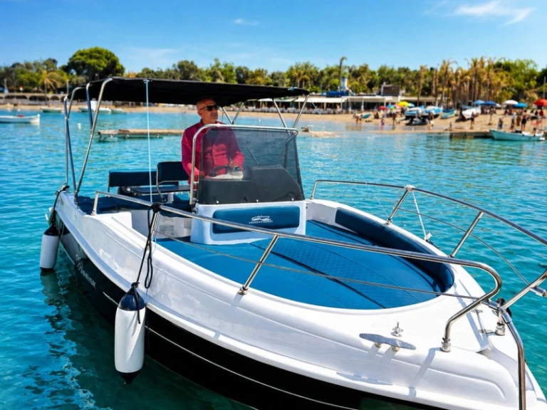 Blumax Blumax 23 open te huur van particulier of professional in Taormina