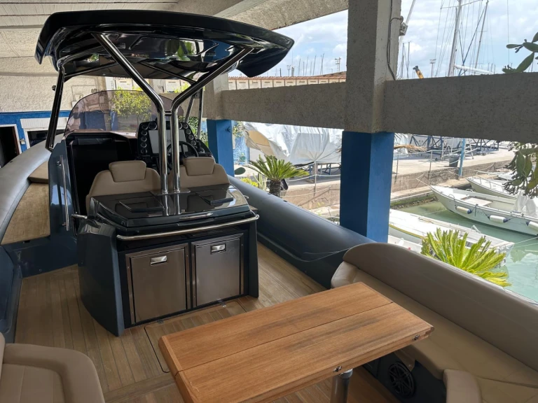 RIB te huur in Porto Rotondo voor de beste prijs