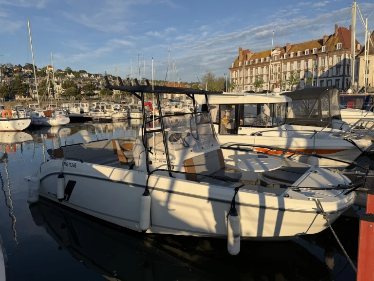 Bootverhuur Bénéteau Flyer 7 in Deauville via SamBoat