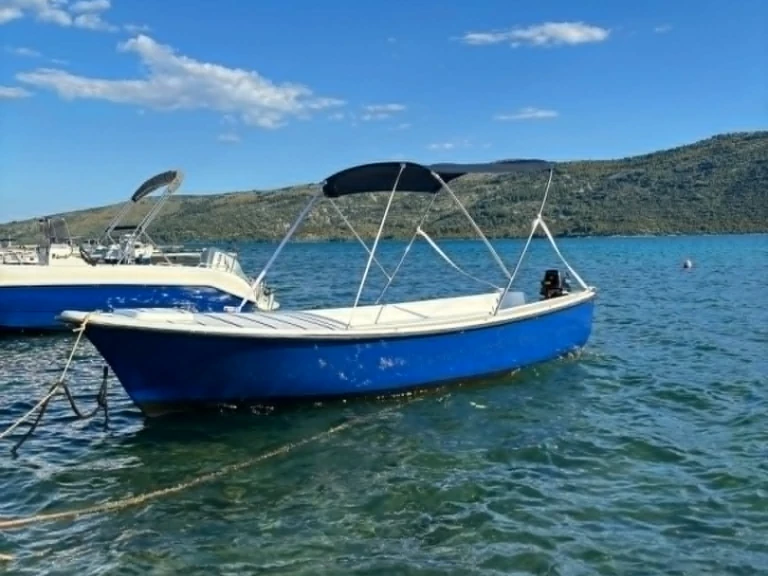 Motorboot te huur in Poljica voor de beste prijs