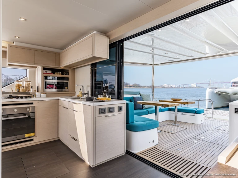Lagoon Lagoon 55 (NEW 2025) + crew / 8 guests te huur van particulier of professional in Port d'Andratx
