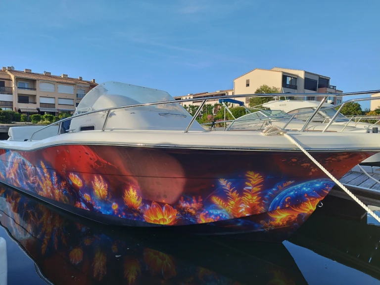Huur een White Shark White Shark 248 in Saint-Cyprien