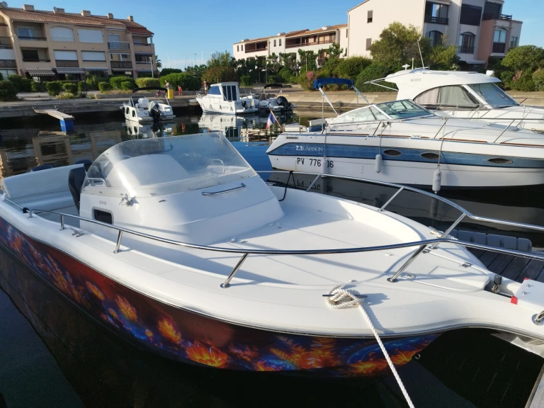 Bootverhuur Saint-Cyprien goedkoop White Shark 248