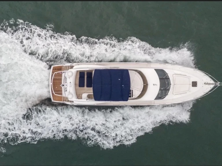 Huur een Sunseeker Manhattan 80 in Miami