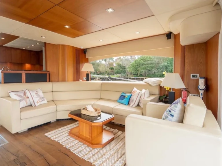 Bootverhuur Sunseeker Manhattan 80 in Miami via SamBoat
