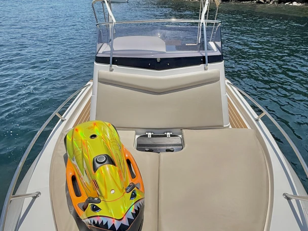 Bootverhuur Capelli Tempest 770 WA in Cannes via SamBoat
