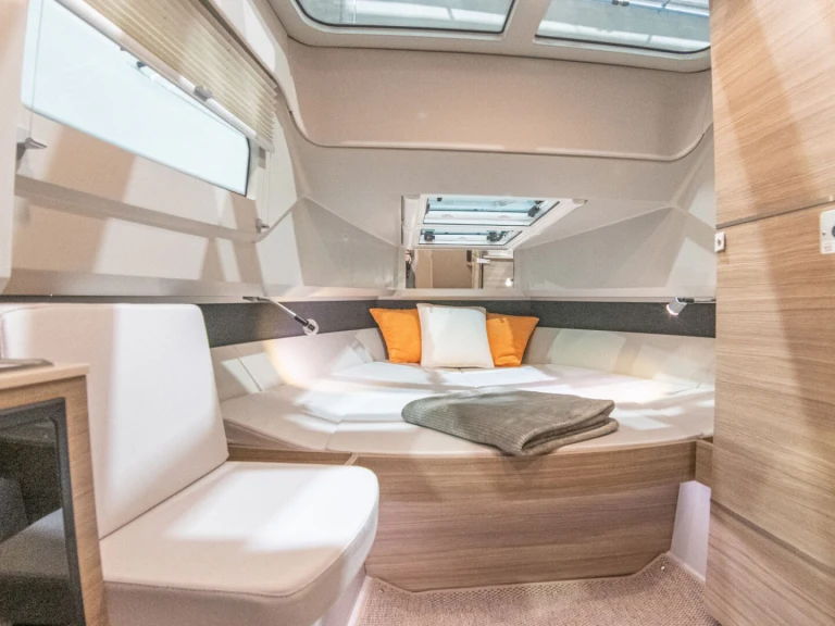 Bootverhuur Saxdor Saxdor 320 GTO in Split via SamBoat
