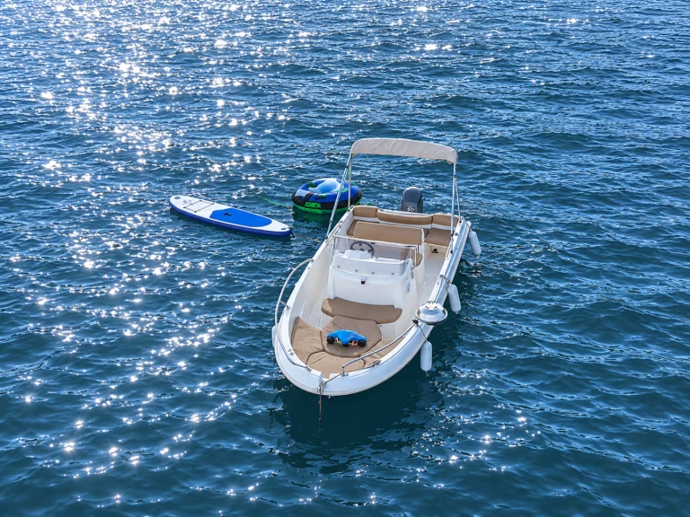 Verhuur Motorboot in Marseille - Jeanneau Cap Camarat 5.1 CC Style