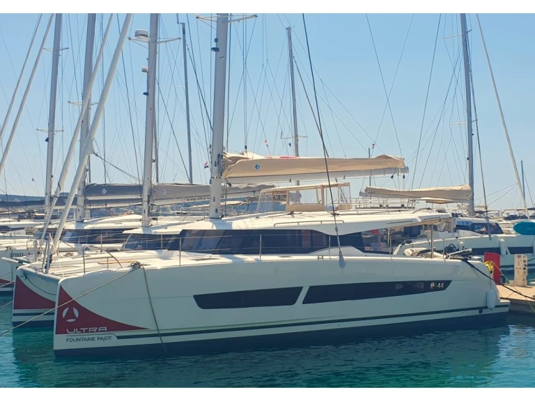 Jachthuur in Seget Donji - Fountaine Pajot FP 44 via SamBoat