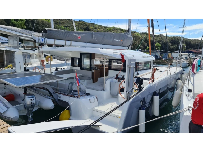 Bootverhuur Excess Excess 14 in Pula via SamBoat