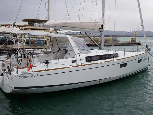Jachthuur in Livorno - Bénéteau Oceanis 38.1 via SamBoat