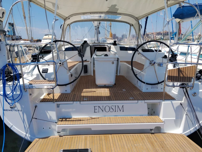 Bénéteau Oceanis 40.1 te huur van particulier of professional in Carloforte