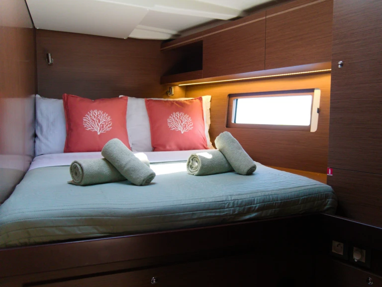 Bootverhuur Bénéteau Oceanis 51.1 in Primošten via SamBoat