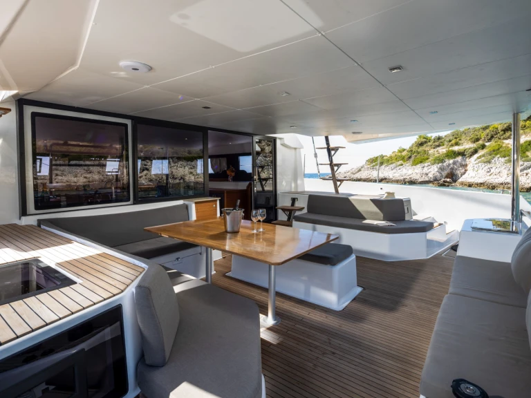 Bootverhuur Primošten goedkoop Dufour Catamarans 48 Sail