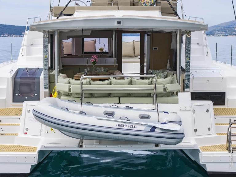 Huur Catamaran met of zonder schipper Bali in Kaštela