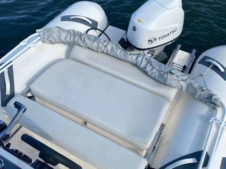 RIB te huur in Olbia voor de beste prijs