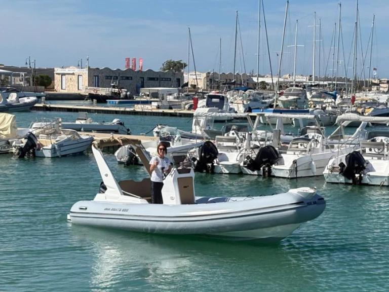 RIB te huur in Vieste voor de beste prijs