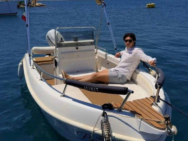 Huur Motorboot met of zonder schipper Arkos in Taranto