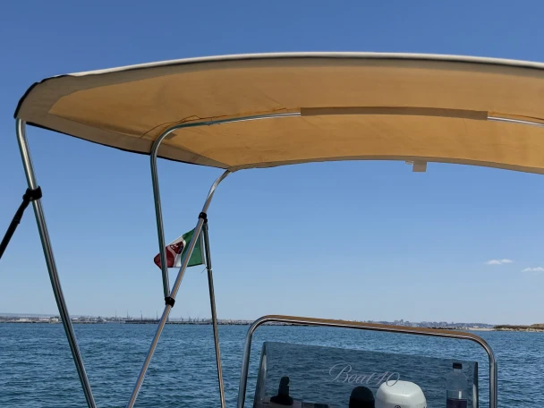 Verhuur Motorboot Arkos met vaarbewijs