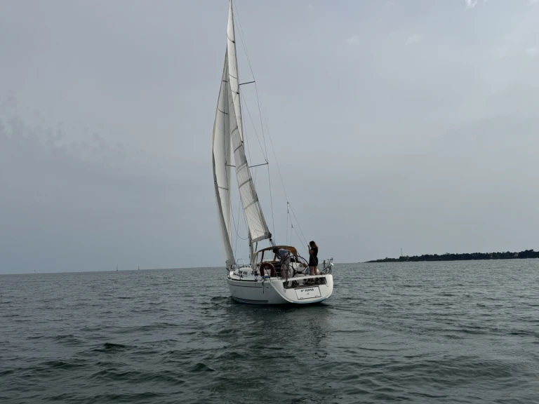 Jachthuur in La Forêt-Fouesnant - Dufour Dufour 34 E Performance via SamBoat
