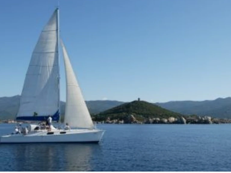 Verhuur Catamaran Fountaine Pajot met vaarbewijs