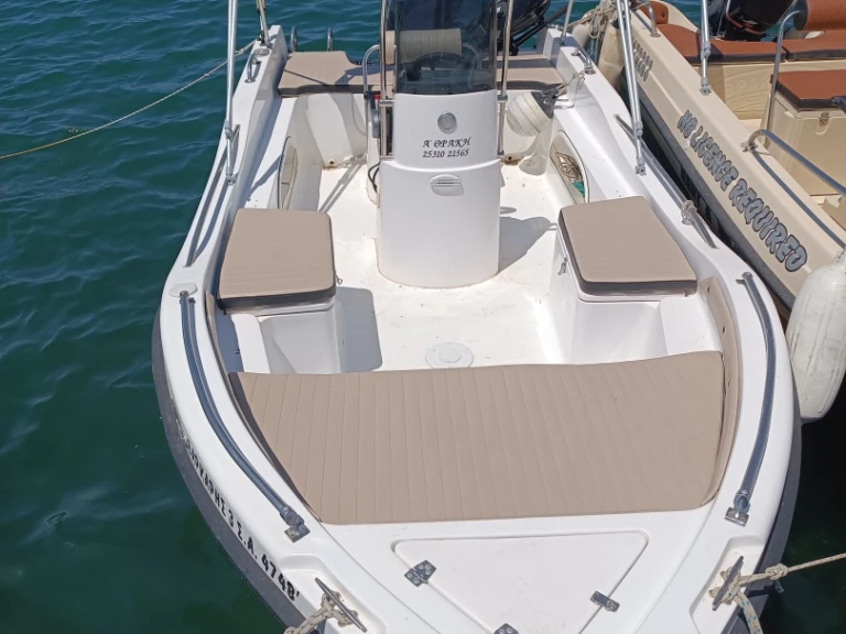 Athrakiboats KAVEIROS te huur van particulier of professional in Chalkidikís