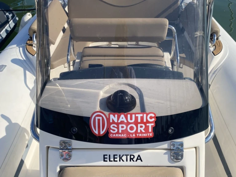 Bwa BWA 22 GTO te huur van particulier of professional in La Trinité-sur-Mer