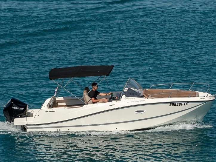 Quicksilver Activ 755 Sundeck te huur van particulier of professional in Split
