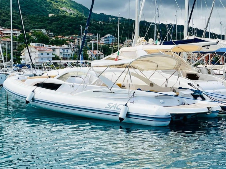 Bootverhuur Vibo Marina goedkoop Sacs S 34 Orgasmo
