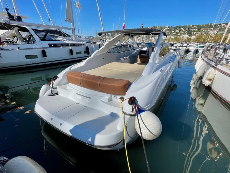 Jachthuur in Cannes - Sunseeker Superhawk 48 via SamBoat