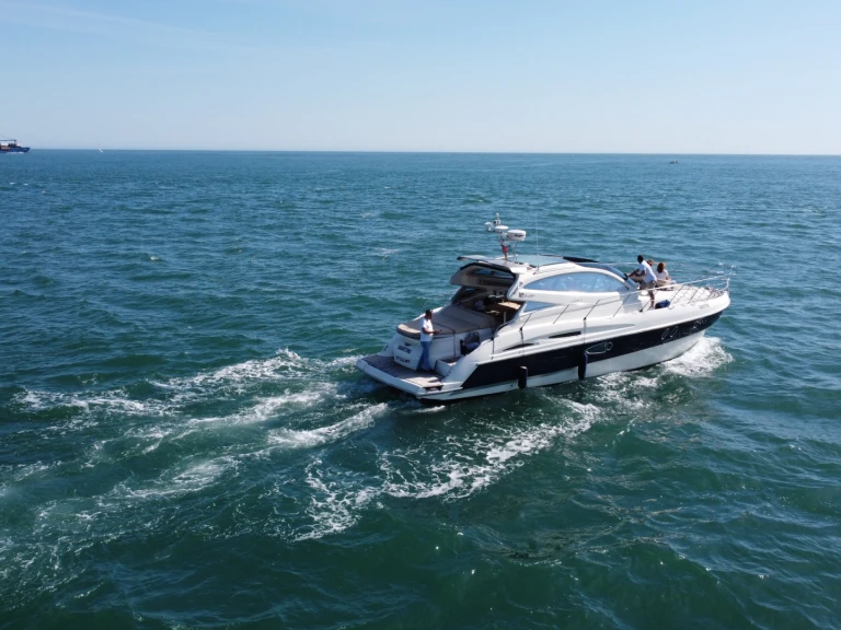 Verhuur Jacht in Lissabon - Cranchi Mediterranee 47 Hard Top