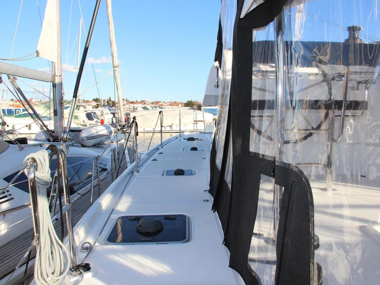 Bootverhuur Pula goedkoop Lagoon 42