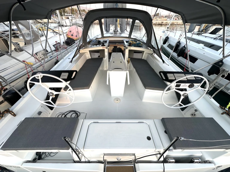 Verhuur Zeilboot in Álimos - Dufour Dufour 41