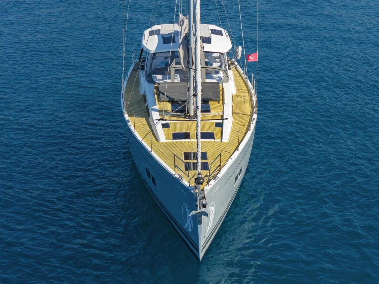 Huur een Hanse Hanse 588 in Seget Donji